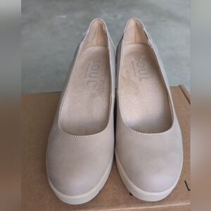 Women's SOUL Naturalizer About Time Wedge Pumps Size 5.5